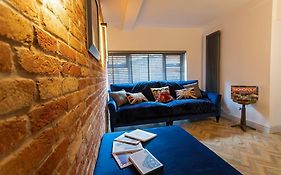 Stylish Home Near Alton Towers Peak District Ashbourne Derbyshire